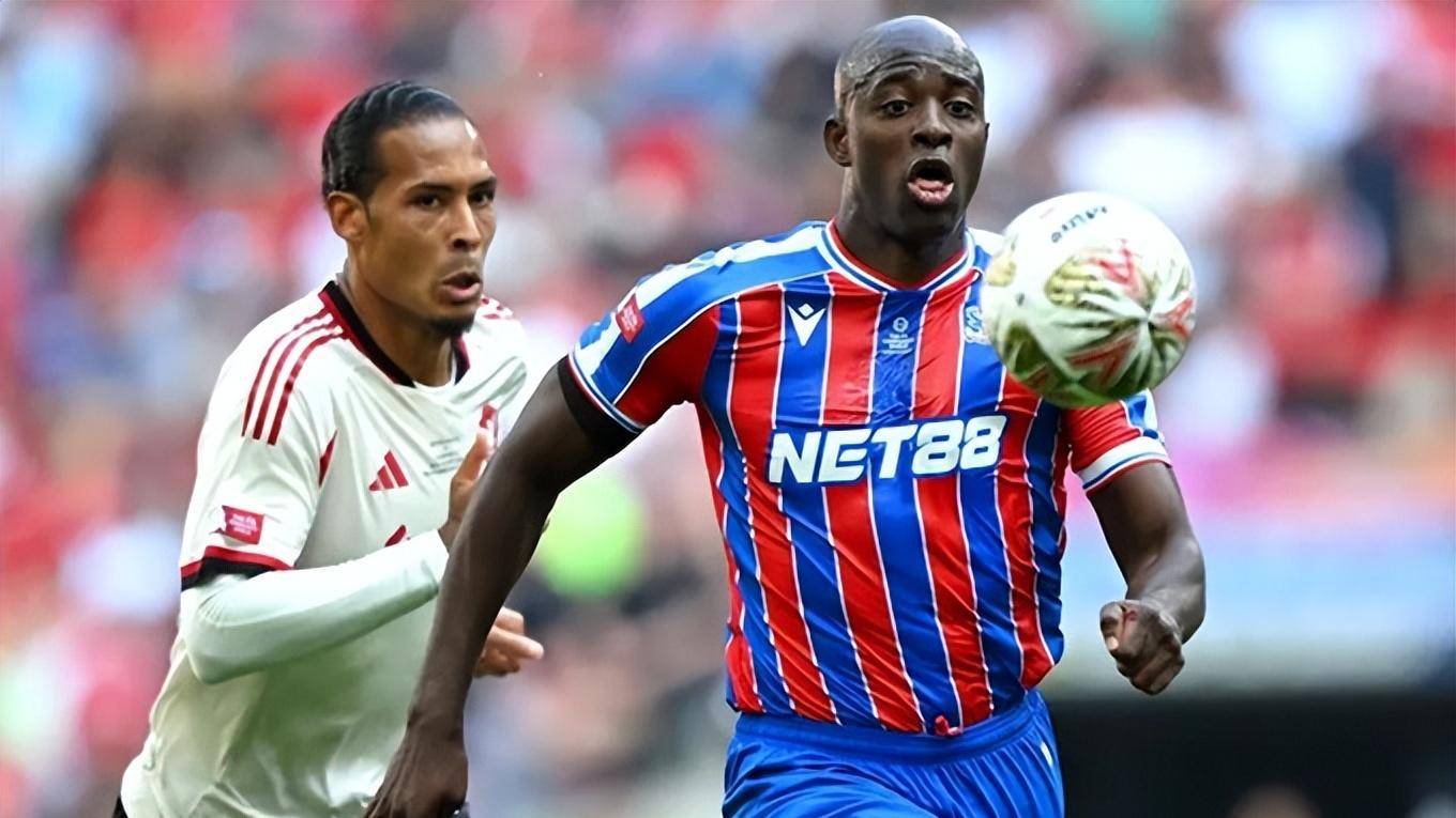 完美体育平台官网-转会期利物浦扳平良机：社区盾节点到来，气氛紧张，纪律约束更严格