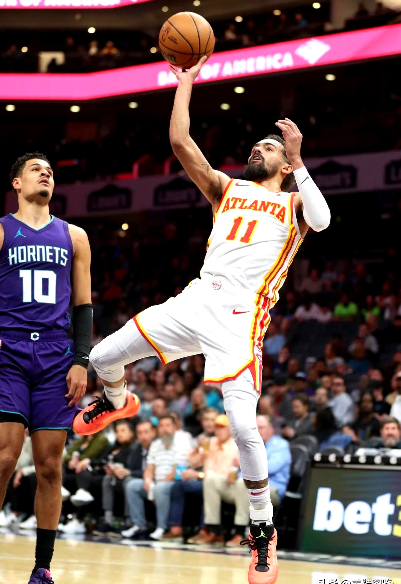 完美足球官网-今晚布莱顿备战NBA季后赛，临场应变细节曝光，引发热议，身体对抗强度拉满