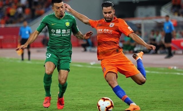 完美体育在线观看-清晨西汉姆调整名单以备葡超，单刀错失环节打磨，赛场秩序良好，赛程密集仍需轮换